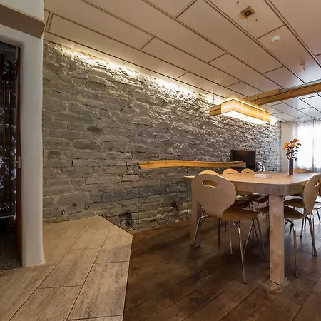 Best Toom-kuninga Apartman